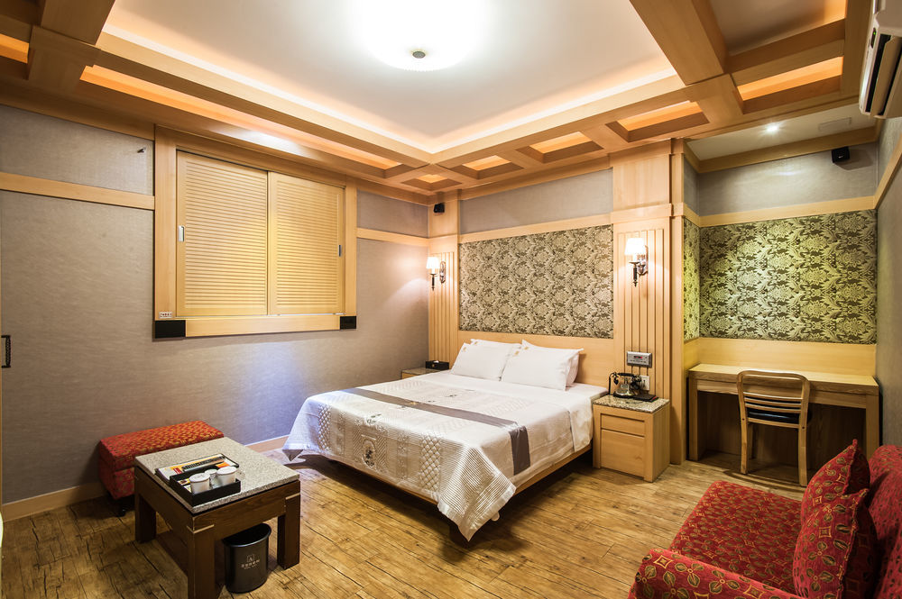 Aura Hotel Ansan Exterior foto