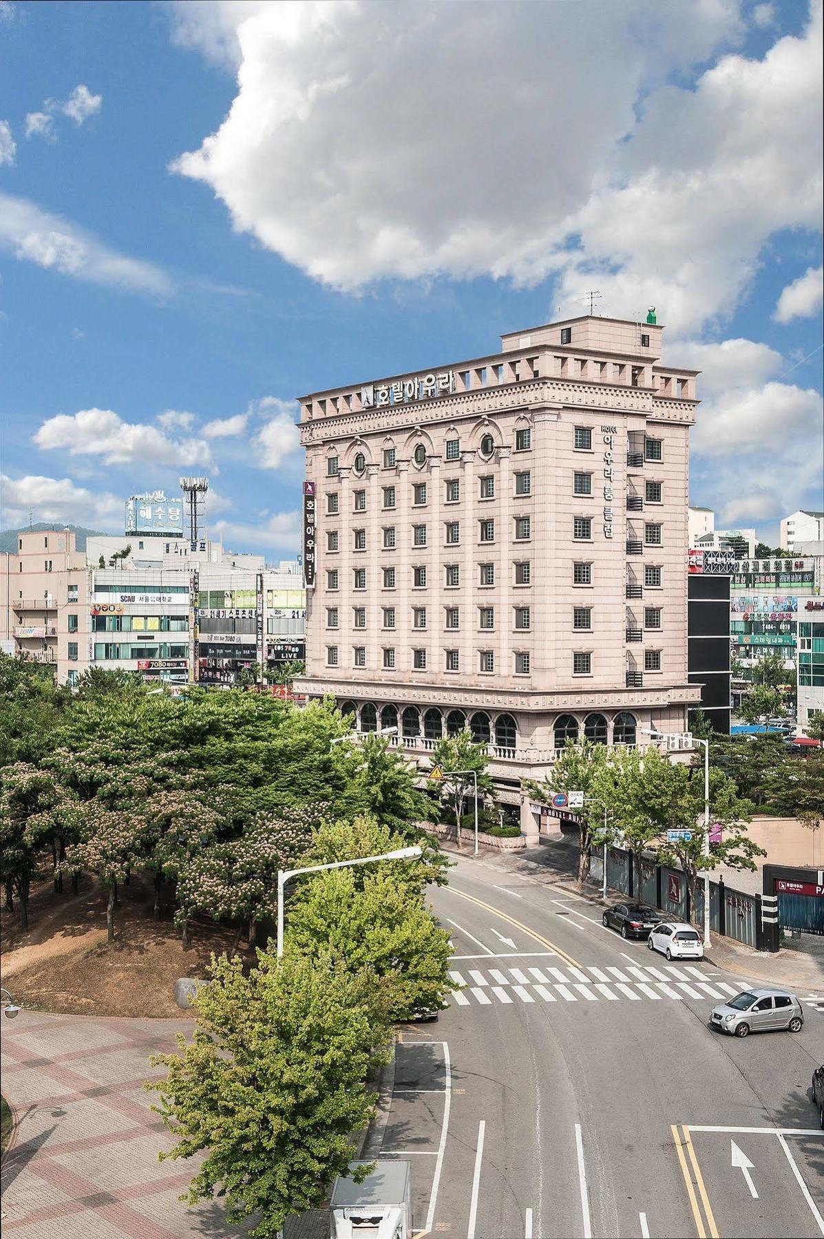 Aura Hotel Ansan Exterior foto