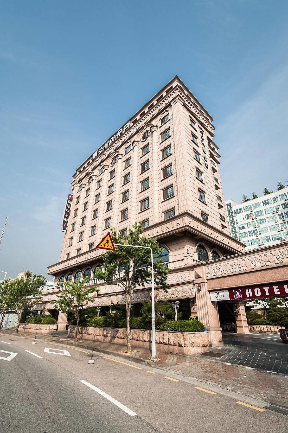 Aura Hotel Ansan Exterior foto